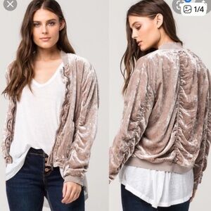 EUC Free People silver grey velvet zip front bomber jacket